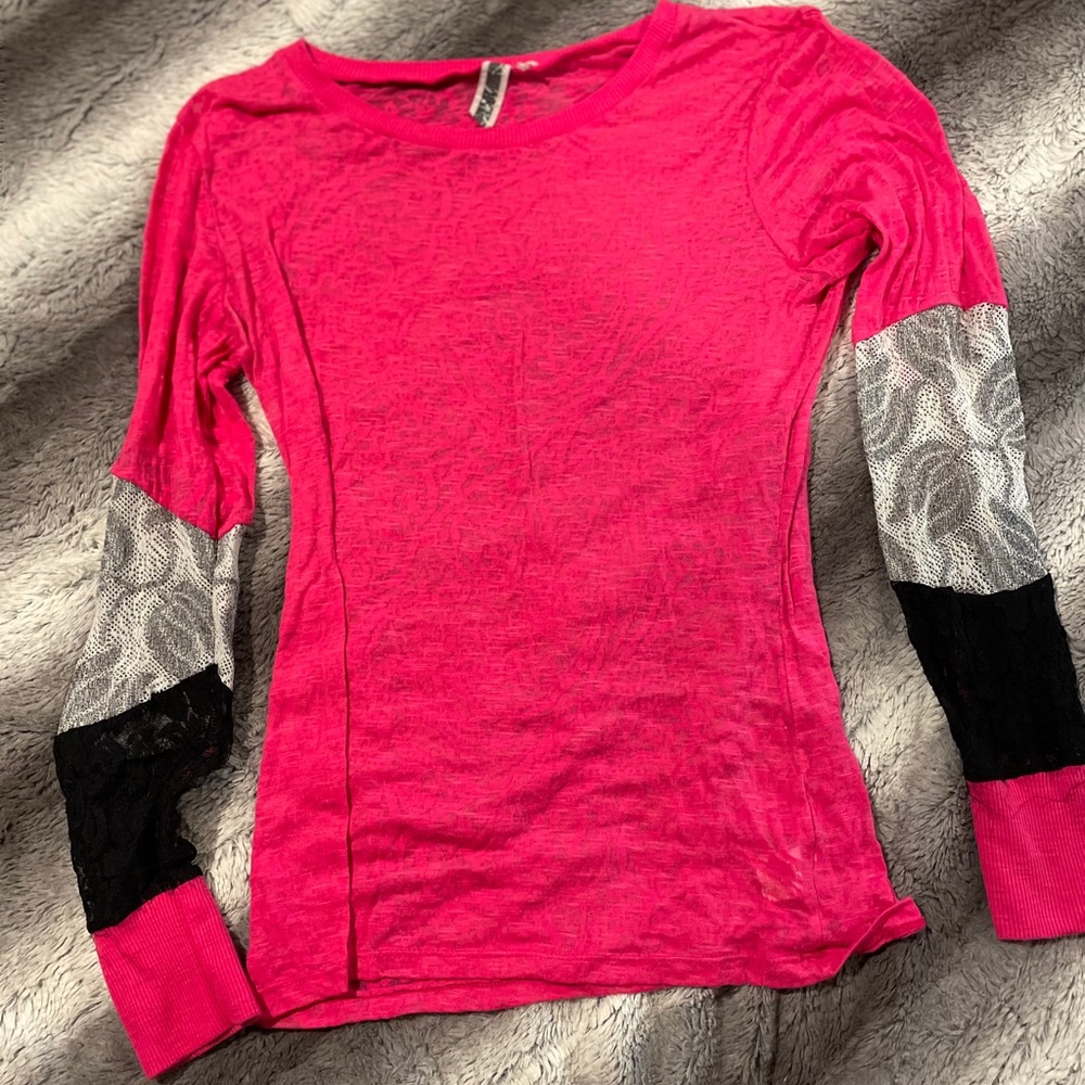 BKE long sleeve top